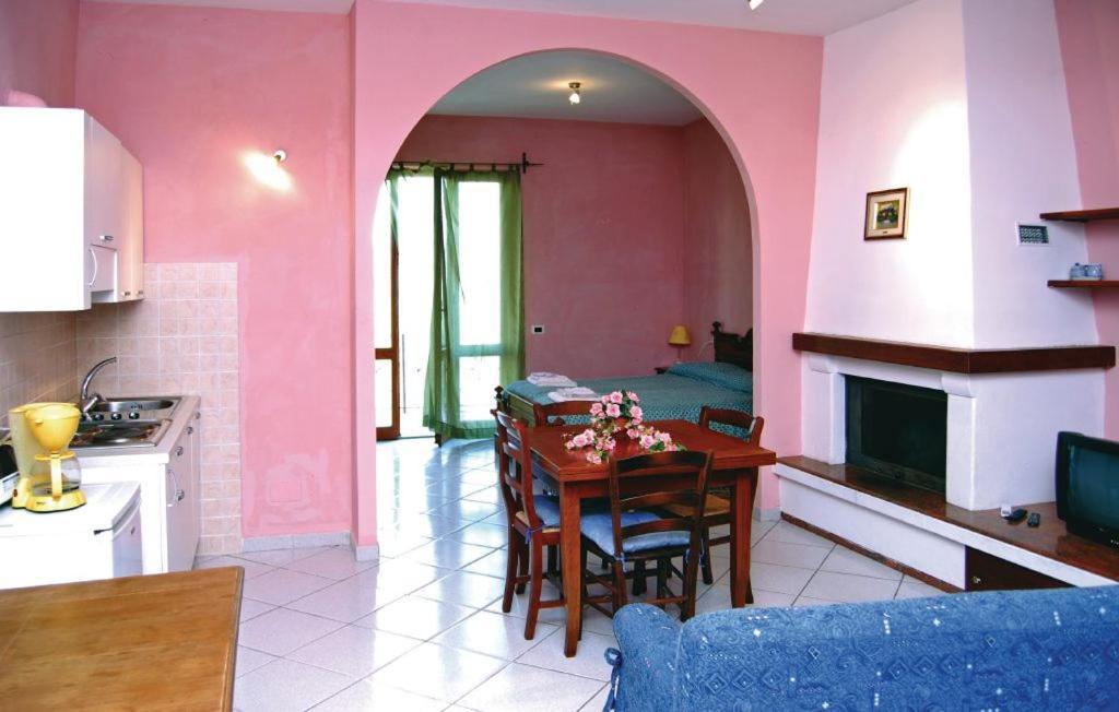 Borgo Nuovo San Martino Guest House Ambra ภายนอก รูปภาพ