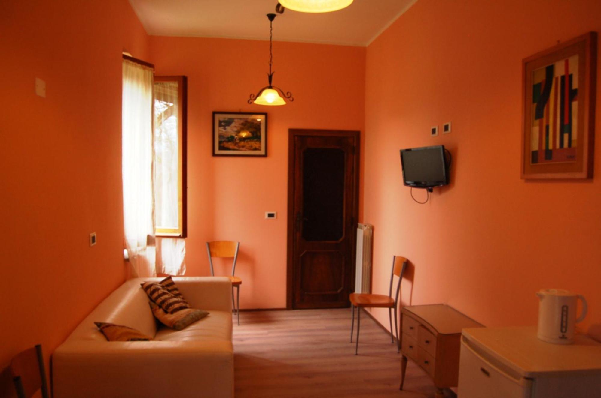 Borgo Nuovo San Martino Guest House Ambra ภายนอก รูปภาพ