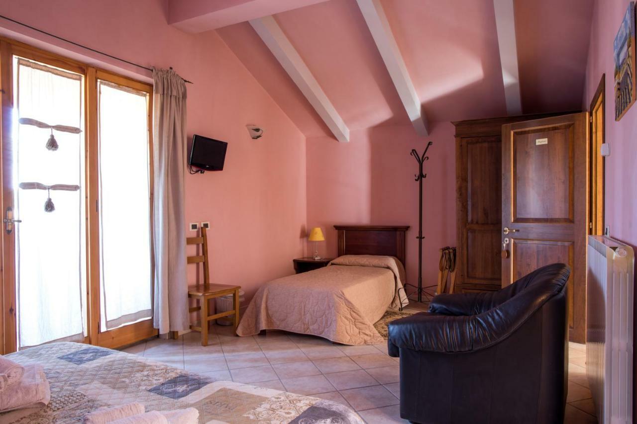 Borgo Nuovo San Martino Guest House Ambra ภายนอก รูปภาพ
