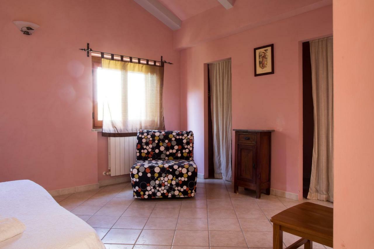 Borgo Nuovo San Martino Guest House Ambra ภายนอก รูปภาพ